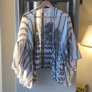 Flowy Anthropologie Kimono